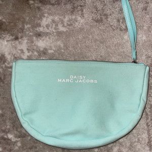 Cosmetic bag